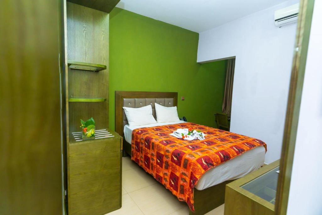 Wakola Hotel Cheikh Anta DIOP