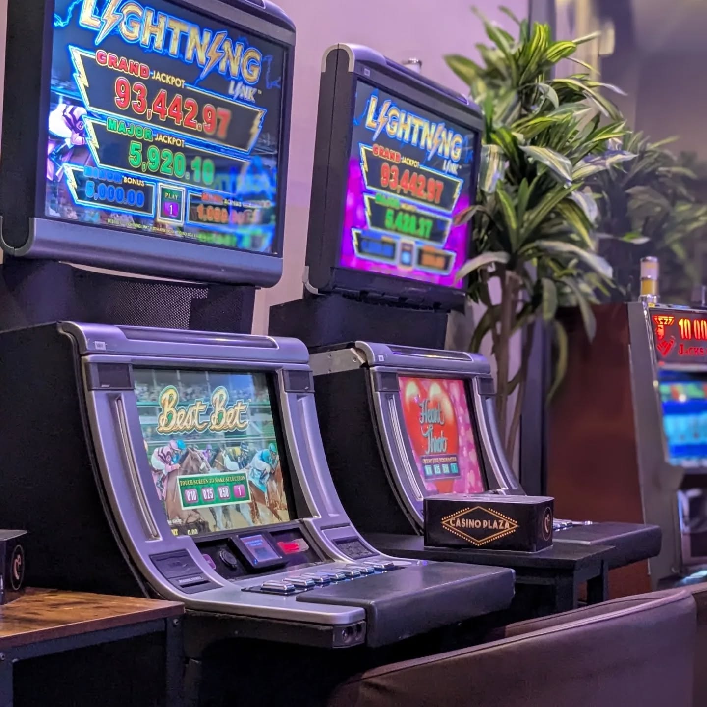 Casino Plaza DAKAR: JEUX ET LOISIR