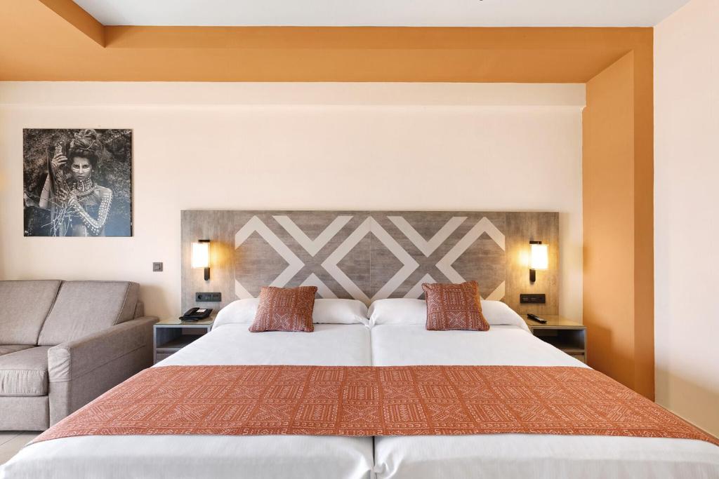 Hotel Riu Baobab