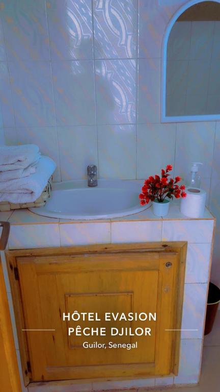 Hôtel évasion pêche djilor île sine saloum