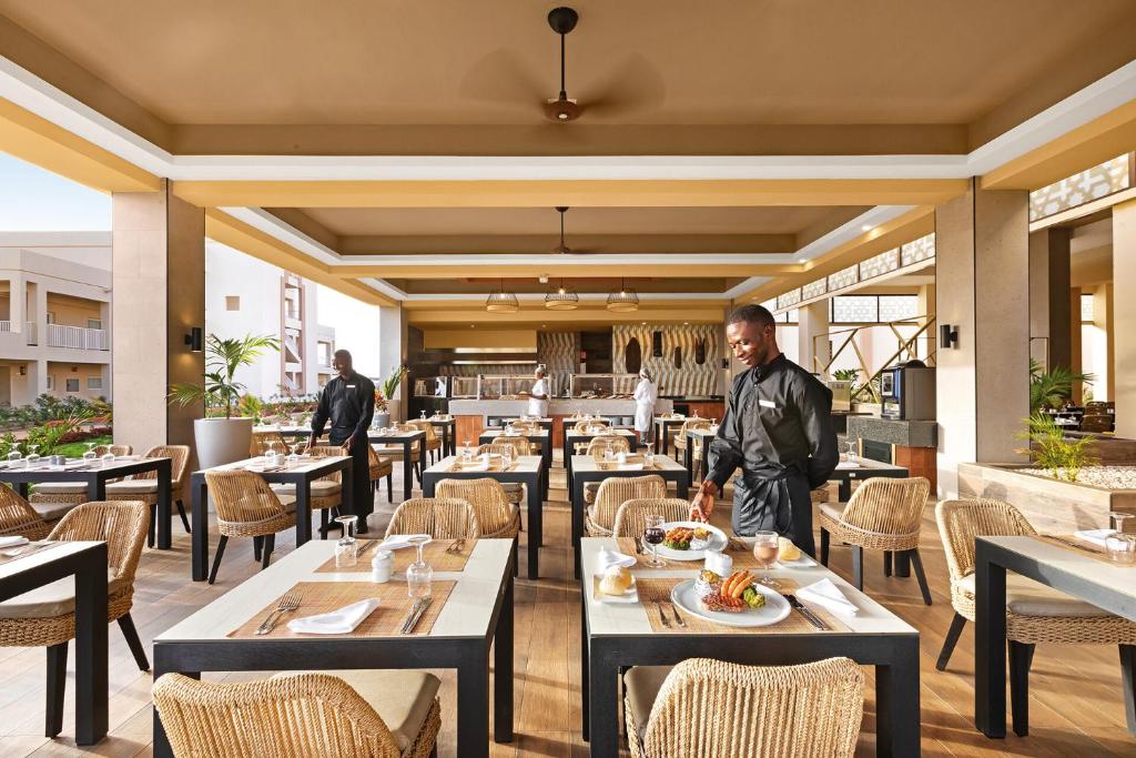Hotel Riu Baobab