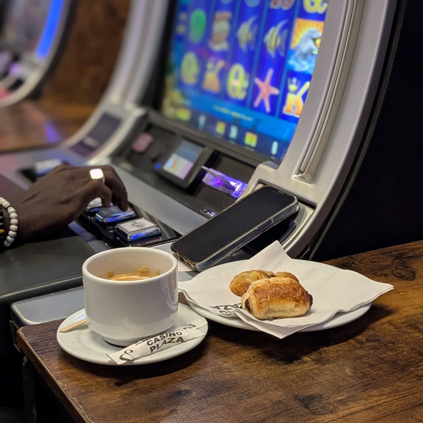 Casino Plaza DAKAR: JEUX ET LOISIR