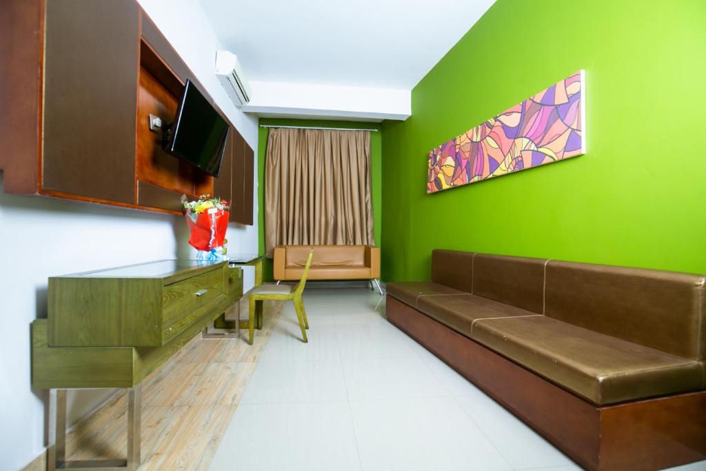 Wakola Hotel Cheikh Anta DIOP