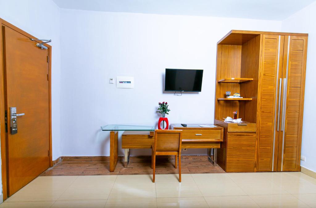 Wakola Hotel Cheikh Anta DIOP